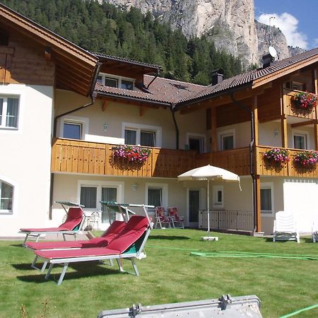 Garni La Majon Hotel Selva di Val Gardena Exterior photo