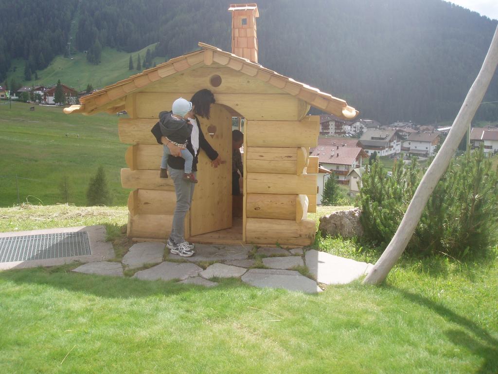 Garni La Majon Hotel Selva di Val Gardena Exterior photo