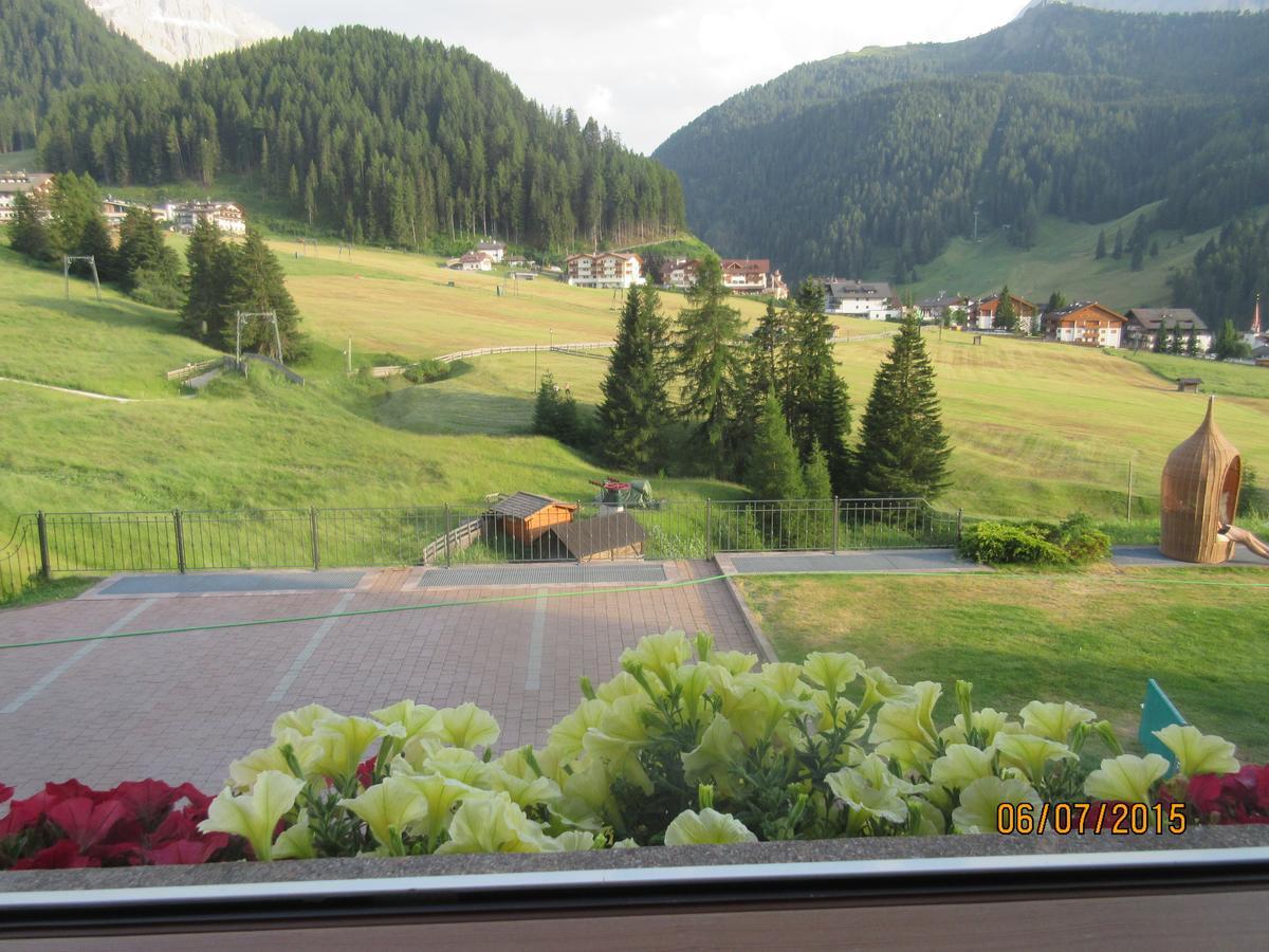 Garni La Majon Hotel Selva di Val Gardena Exterior photo